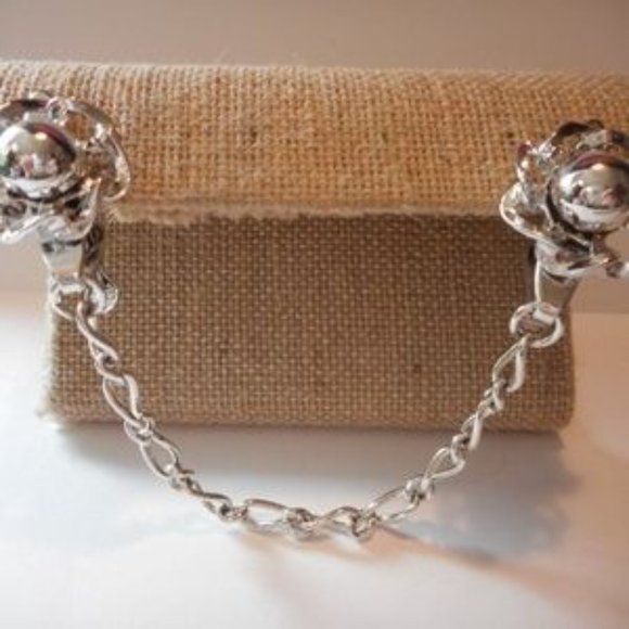 "Silver Tone Floret Sweater Clasp Clip " - Picture 2 of 5
